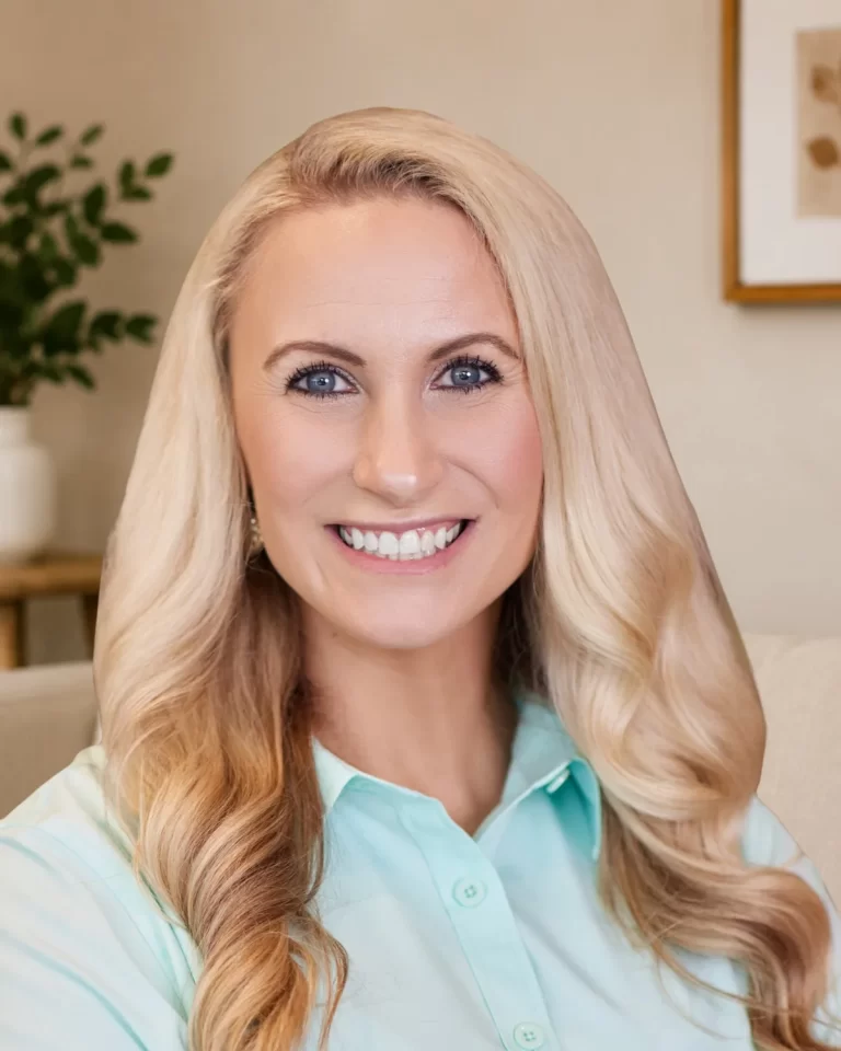Sara Calhoun, Licensed Clinical Mental Health Counselor providing online therapy for women in North Carolina and South Carolina.